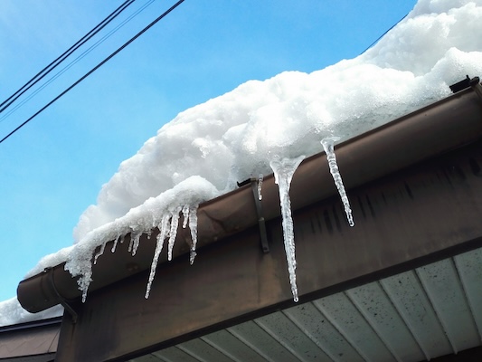 雨どい、こんな症状が出たら要注意！