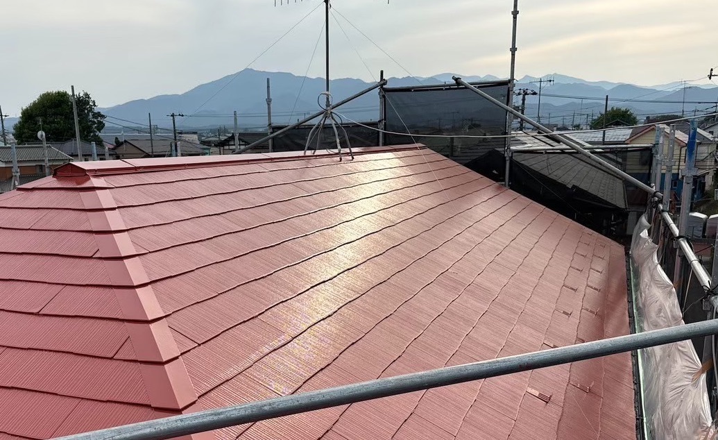 屋根工事と外壁工事はセットがお得!