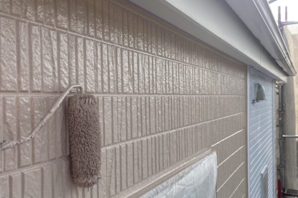 外壁塗装で使用する防カビ塗料とは？カビを放置したリスクも解説