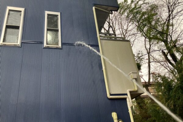 神奈川県横浜市【外壁塗装工事・シール工事】雨漏り調査を行いました！