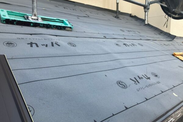 神奈川県横浜市　屋根カバー工事・外壁塗装工事　屋根は防水が大事！