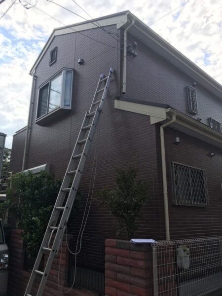 神奈川県横浜市　外壁塗装工事　10年を目安に建物診断を実施しましょう！