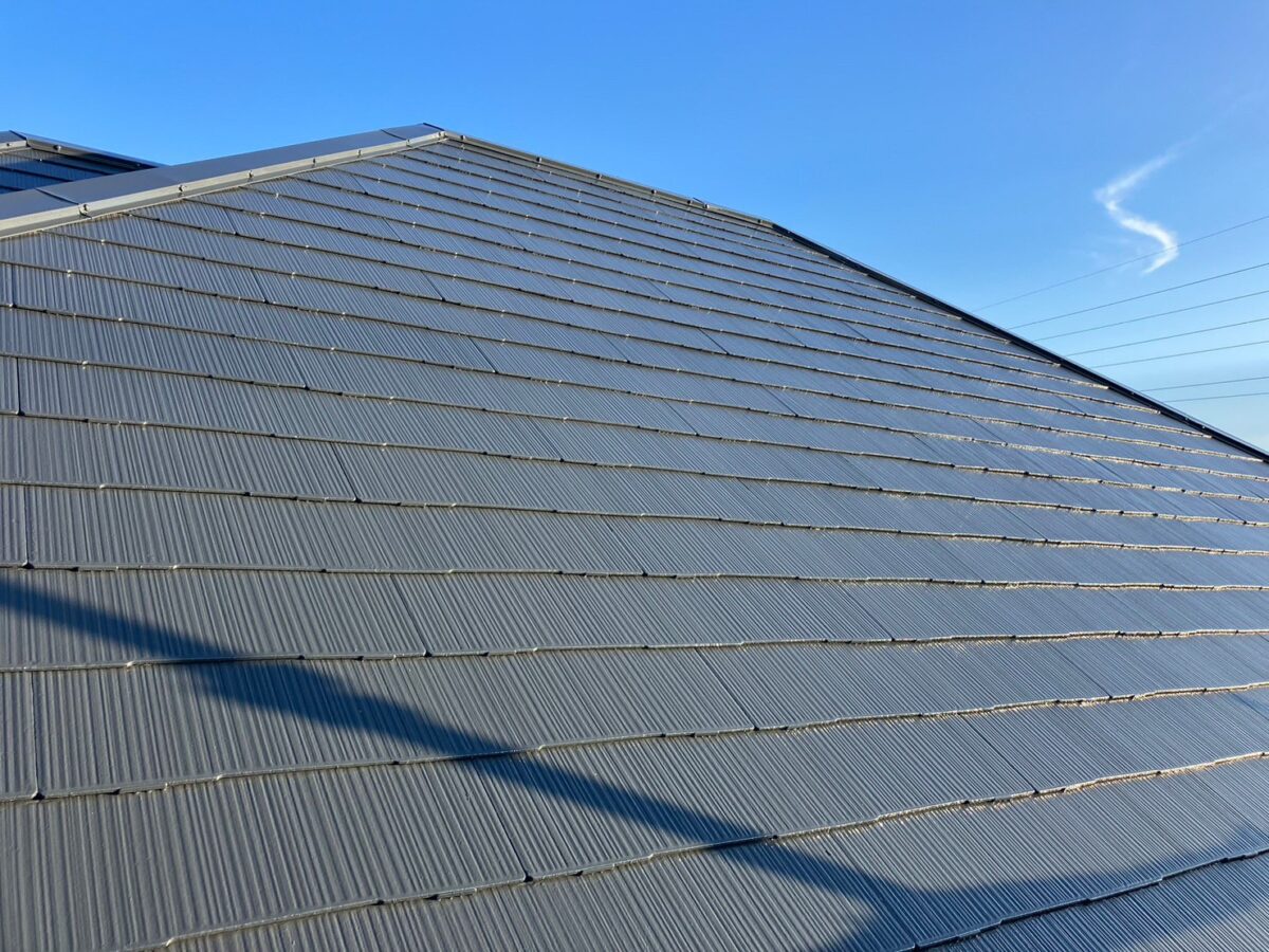 神奈川県横浜市　屋根塗装工事　スレート塗装は縁切りが大事！