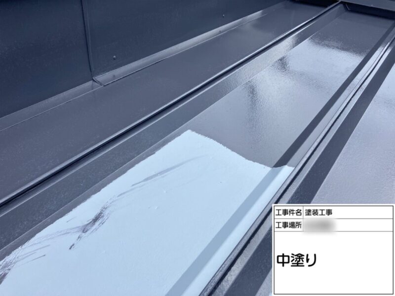 神奈川県横浜市　金属屋根塗装工事　屋根の塗装は必要？