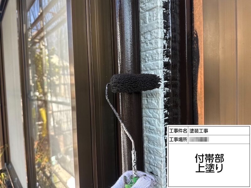 神奈川県横浜市｜付帯部 縦樋を塗装 下地処理〜上塗りまでをレポート
