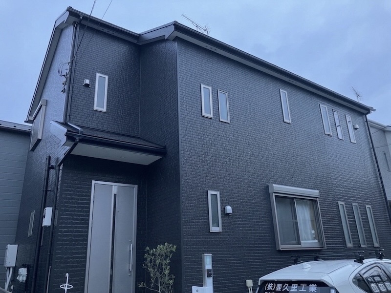 神奈川県座間市 I様邸 屋根塗装・外壁塗装工事「すてきな色で塗装してくれてありがとうございます」